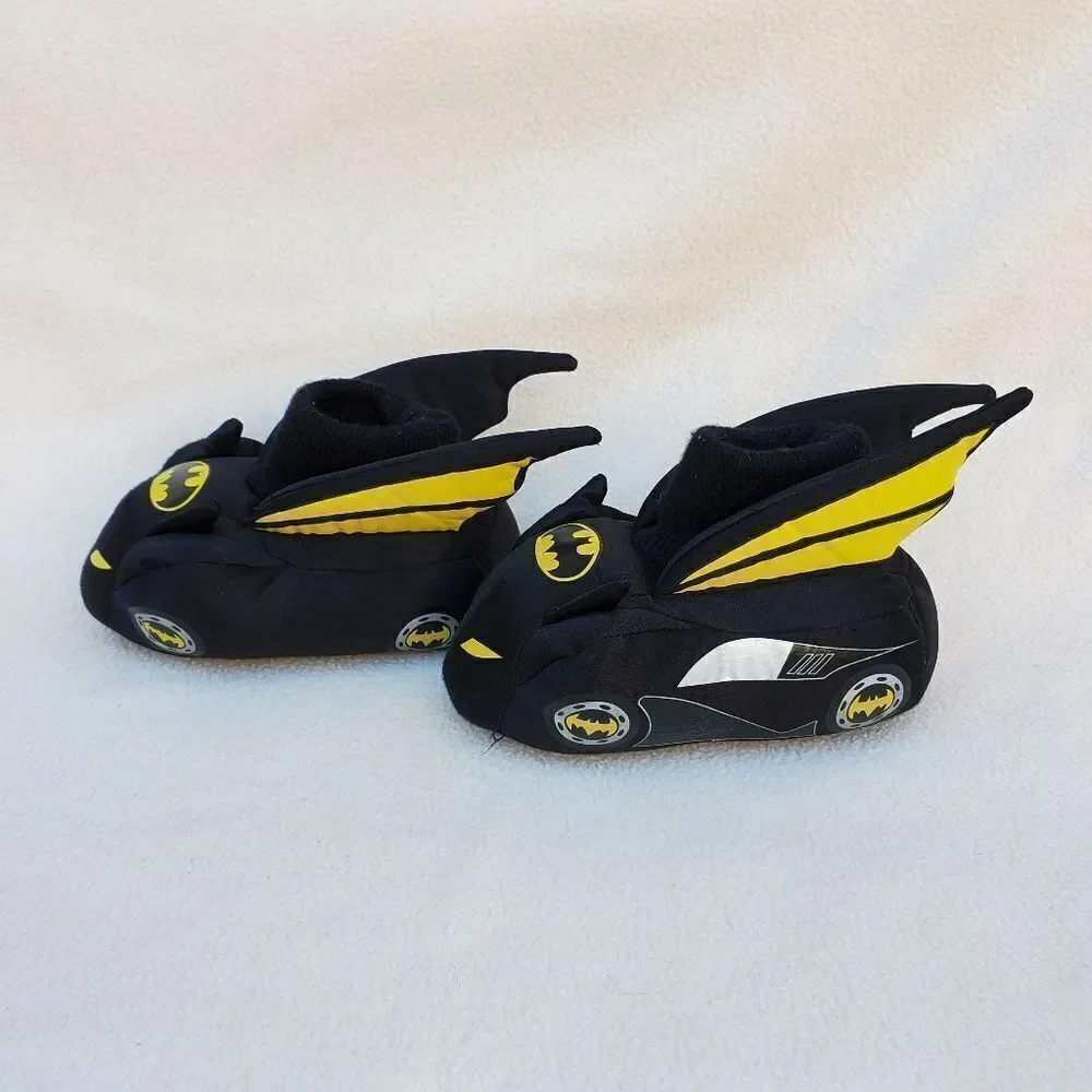 Batman black and yellow sock top plush slippers